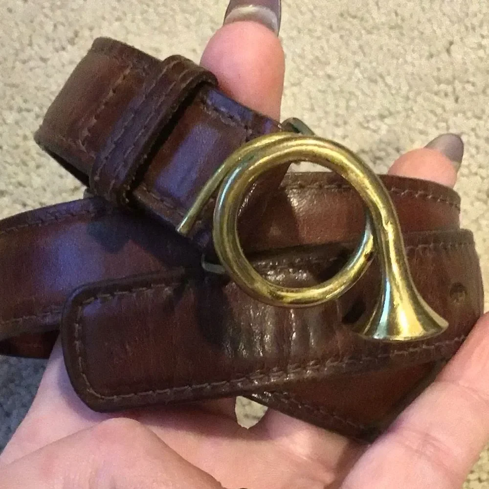 Trafalgar Vintage Brown leather Brass Bugle Buckle Belt Size 28 Small